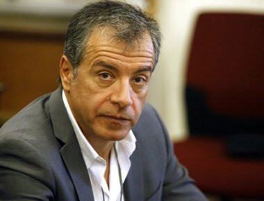 Θεοδωράκης: Η συνεργασία με την ΔΗ.ΣΥ είναι ο απαραίτητος δρόμος